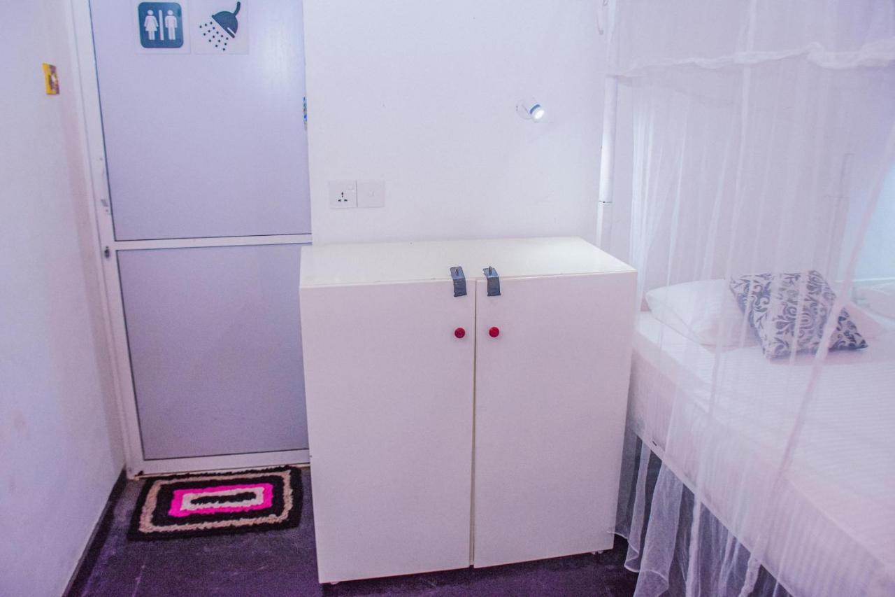 #Bedbox Vandrarhem Dambulla Exteriör bild