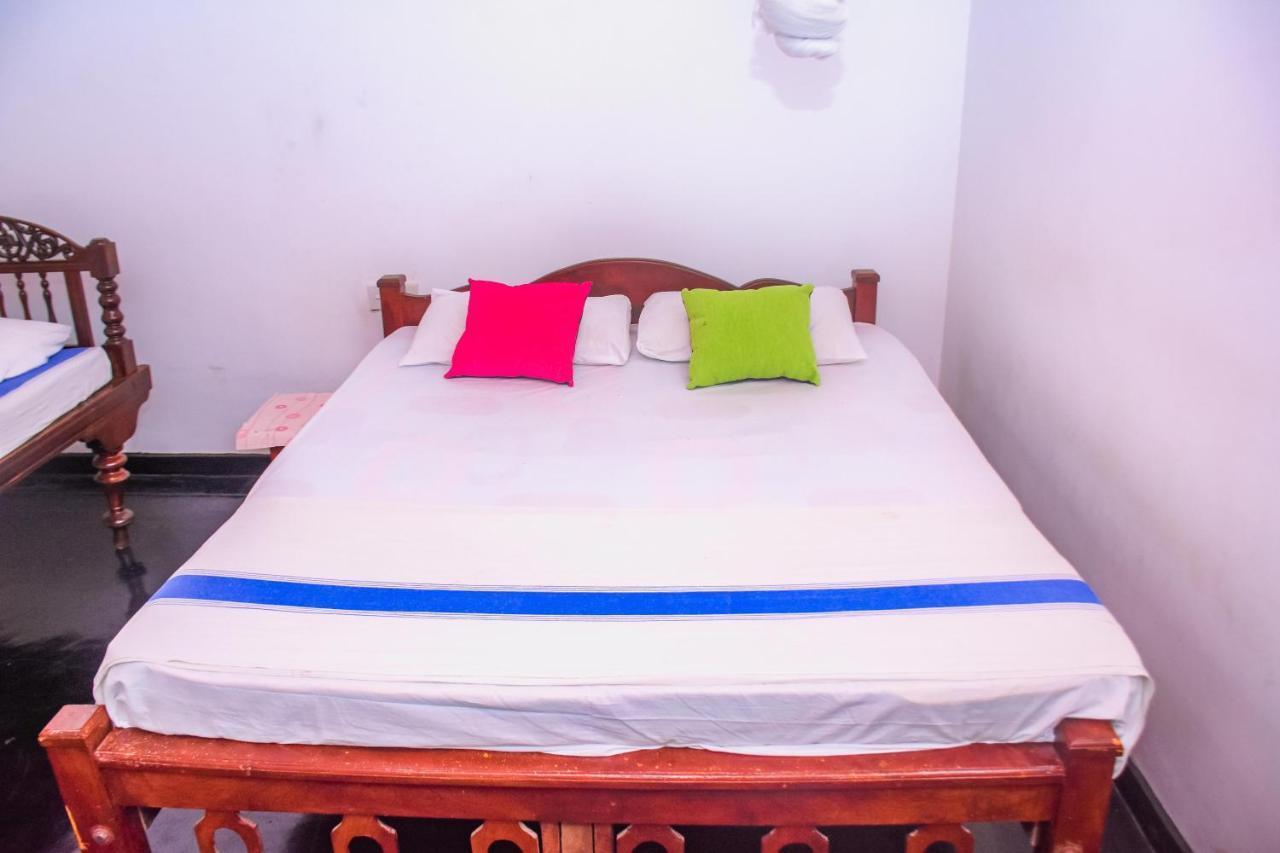 #Bedbox Vandrarhem Dambulla Exteriör bild
