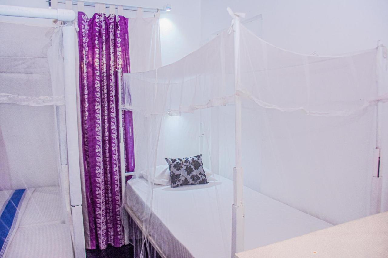 #Bedbox Vandrarhem Dambulla Exteriör bild